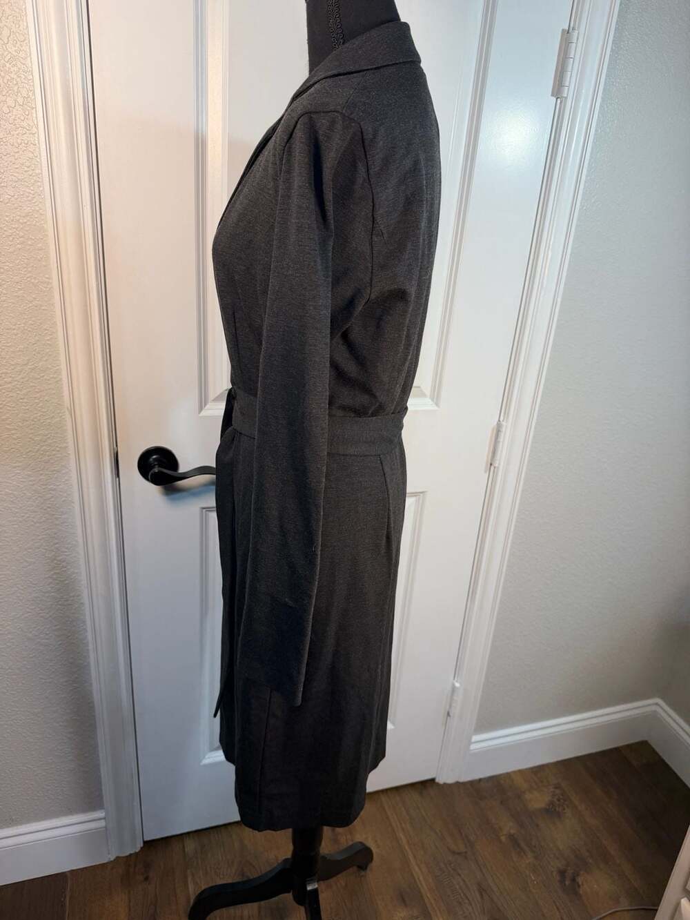 Club Monaco Women's Gray Blazer Wrap Dress Size M - Picture 6 of 7